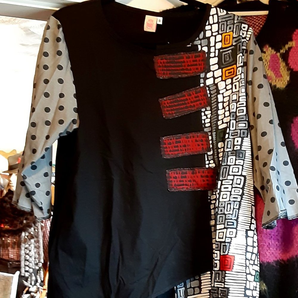 CUPCAKE COTTON TUNIC GRAFFIC  ART WEAR TOP